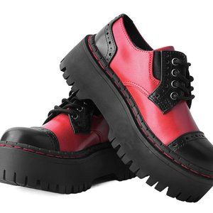 T.U.K. Women's Black & Red Double Decker Brogue size 8